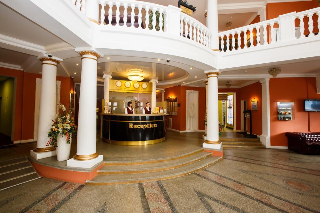 Severnaya Hotel Petrozavodsk Buitenkant foto